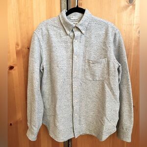 The Hill Side Men’s Button-up Size L